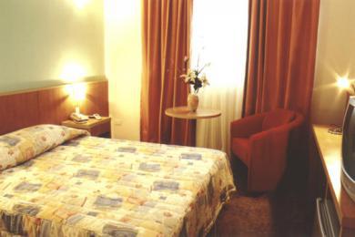 B&B Hotels São José dos Campos Hotel 3*